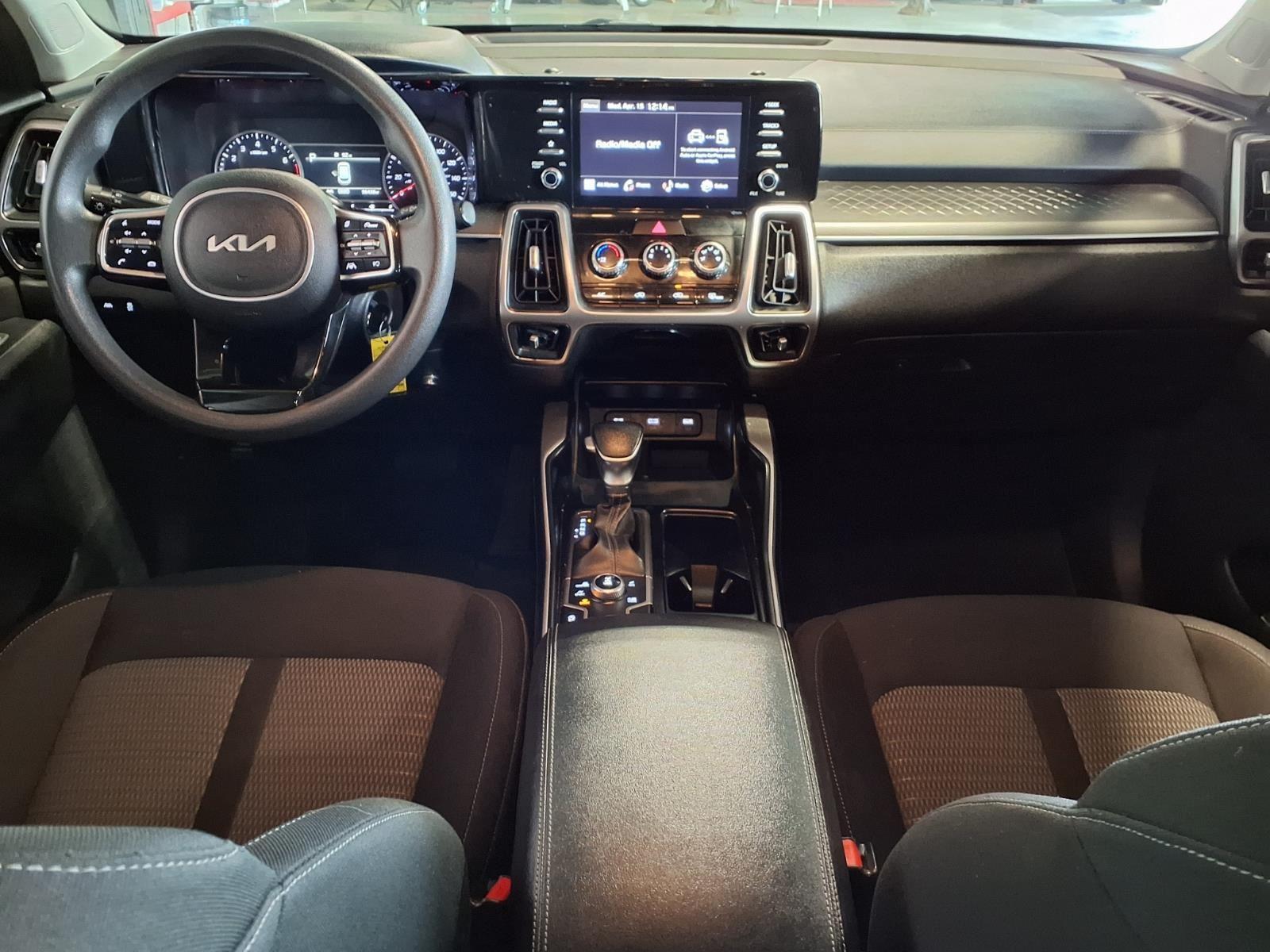 2022 Kia Sorento LX - Ebony Black exterior view 16