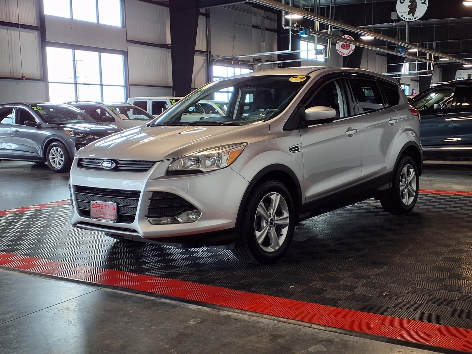 2014 Ford Escape SE - Ingot Silver Metallic exterior view 3