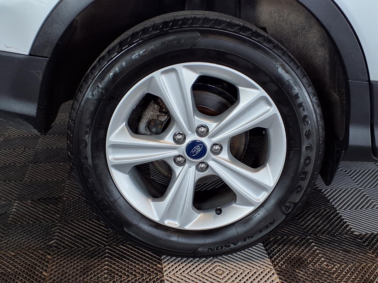 2014 Ford Escape SE - Ingot Silver Metallic exterior view 8