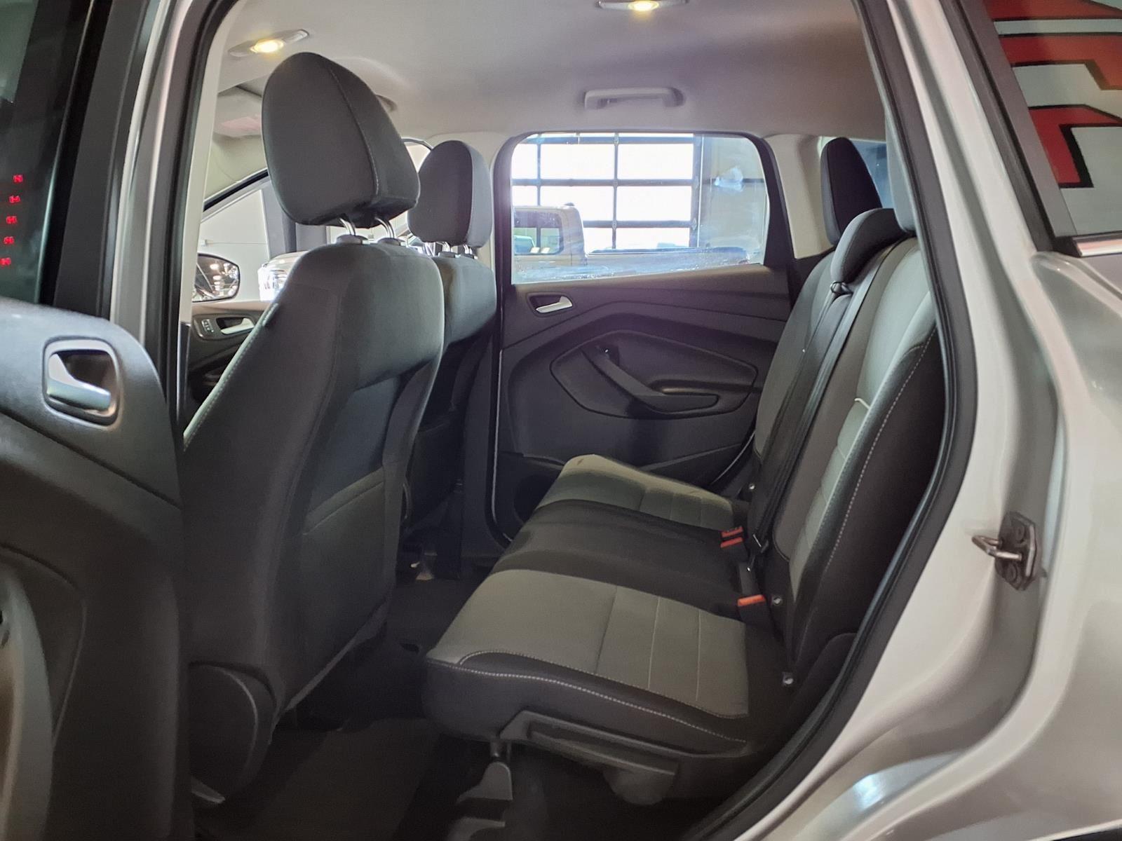 2014 Ford Escape SE - Ingot Silver Metallic exterior view 13