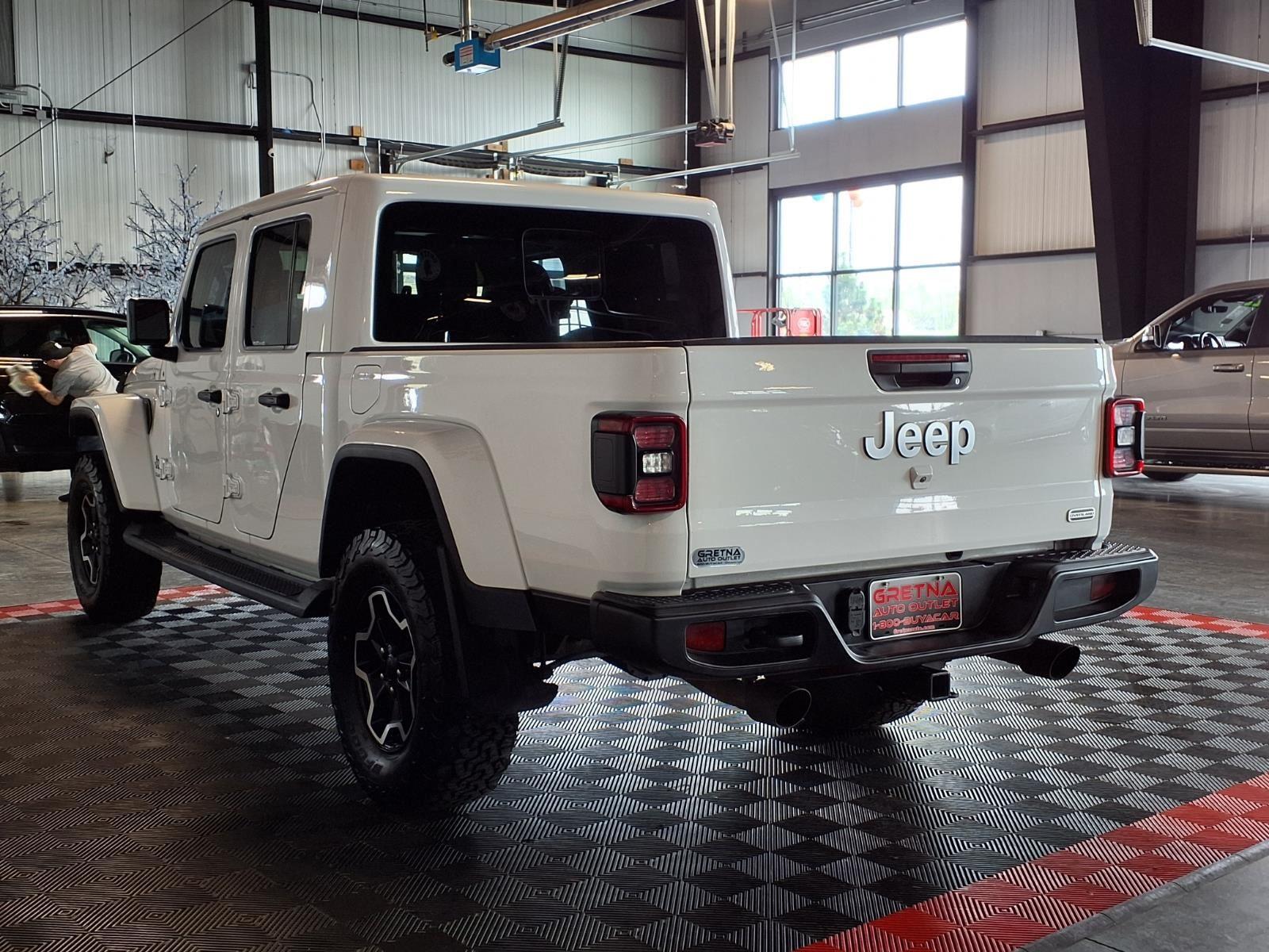 2020 Jeep Gladiator Overland - Bright White Clearcoat exterior view 4