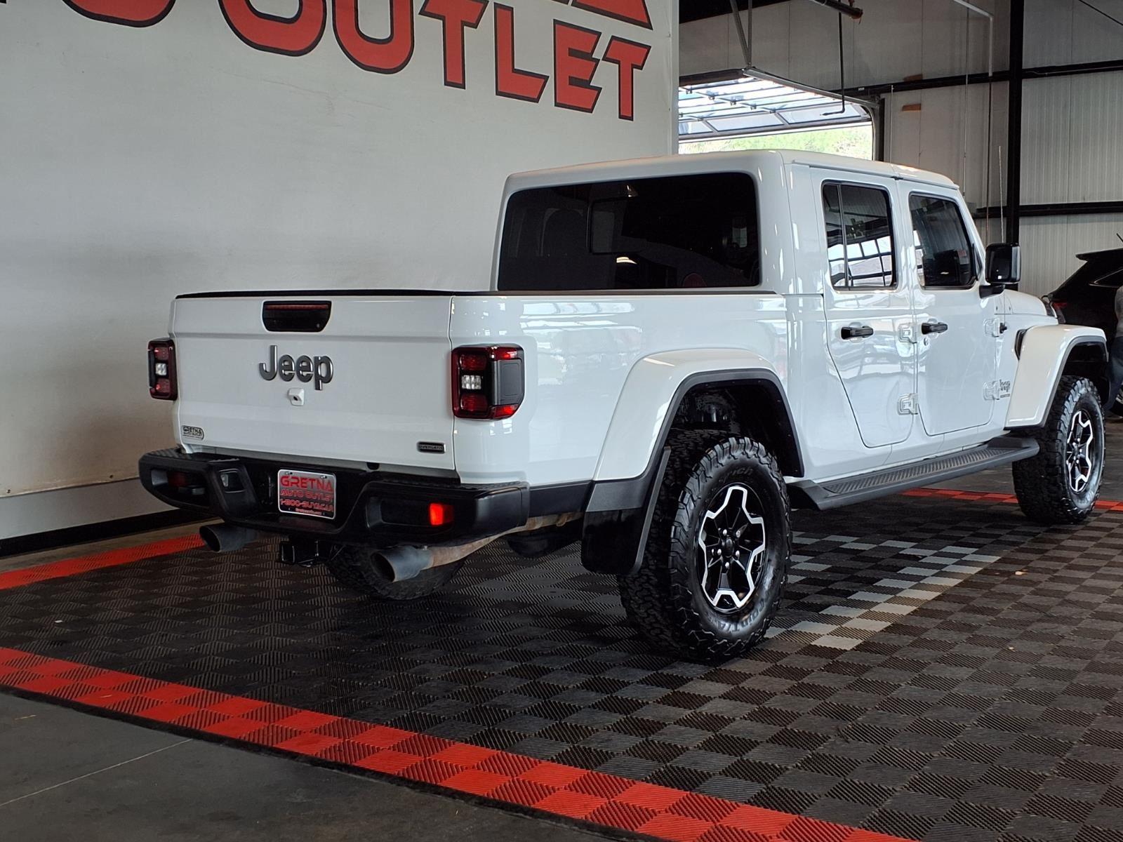 2020 Jeep Gladiator Overland - Bright White Clearcoat exterior view 7