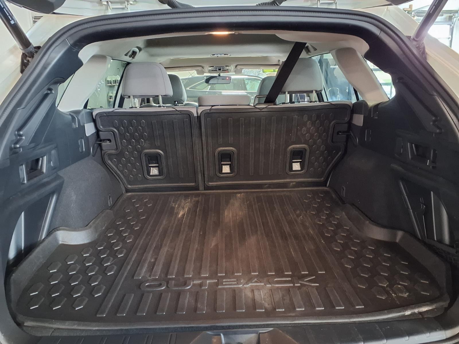 2022 Subaru Outback Premium - WHITE exterior view 6