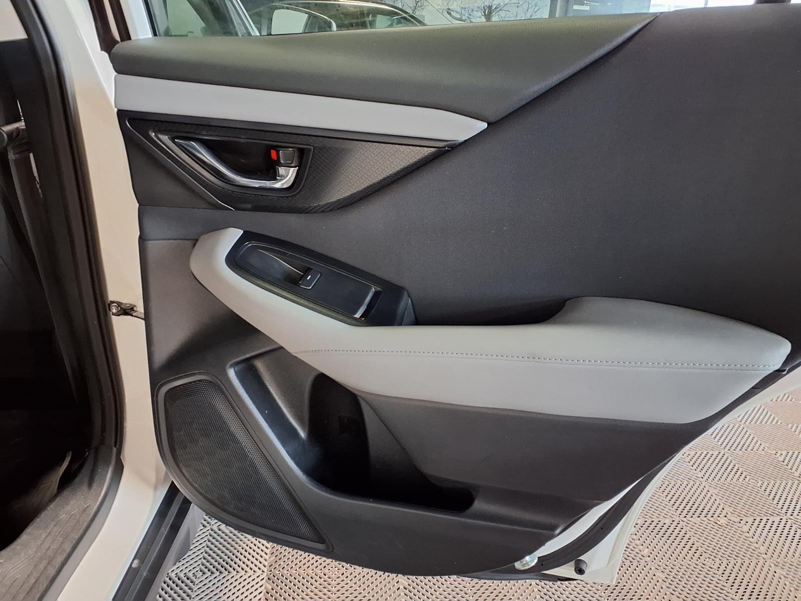 2022 Subaru Outback Premium - WHITE exterior view 11