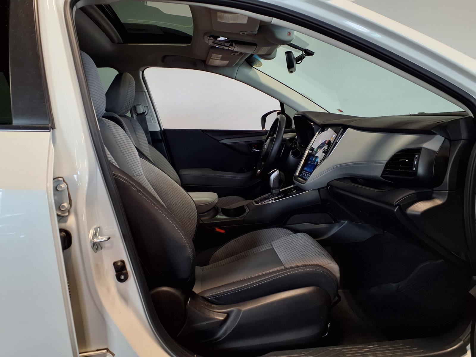 2022 Subaru Outback Premium - WHITE exterior view 12