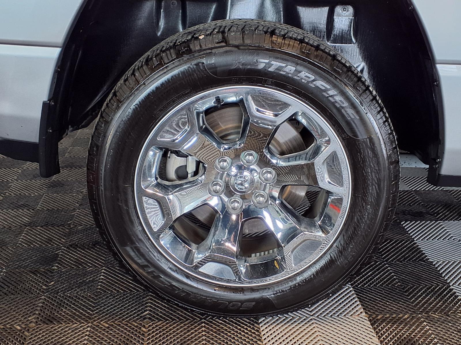 2022 Ram 1500 Big Horn - Billet Silver Metallic Clearcoat exterior view 8