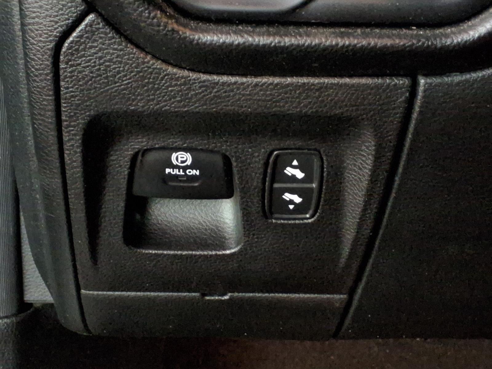 2022 Ram 1500 Big Horn - Billet Silver Metallic Clearcoat exterior view 20