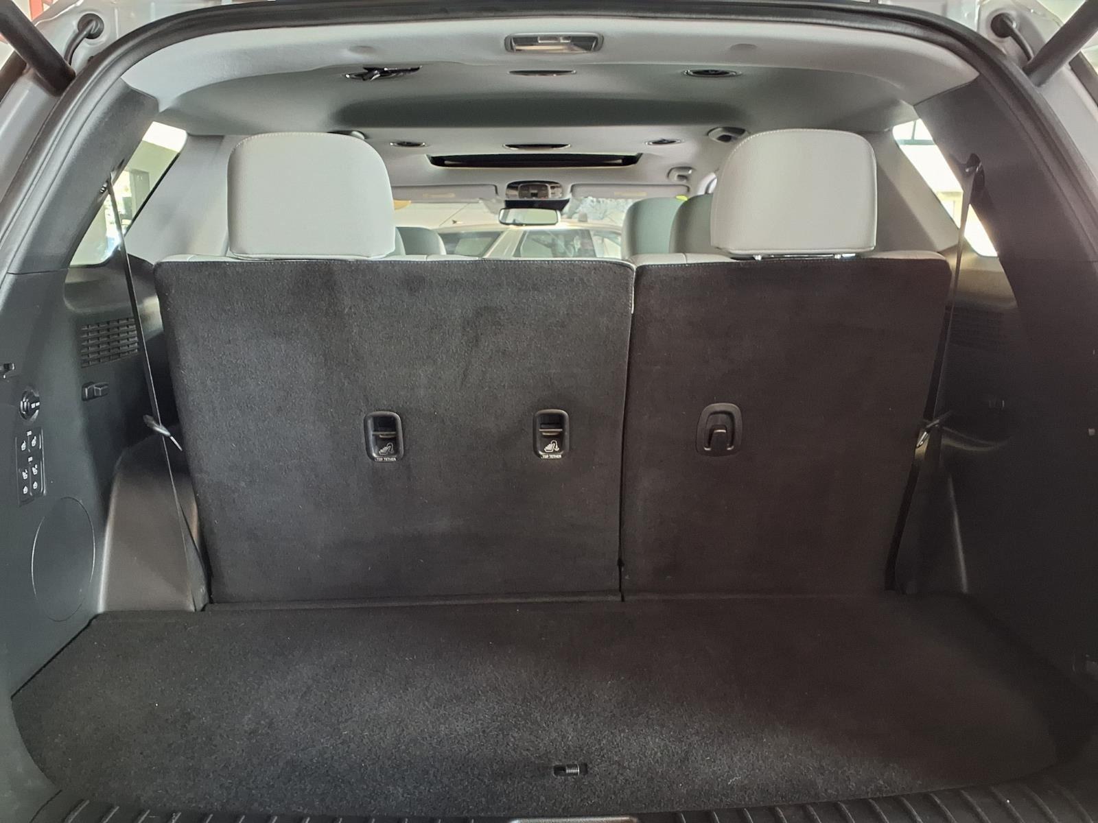 2021 Hyundai Palisade SEL - Typhoon Silver exterior view 6