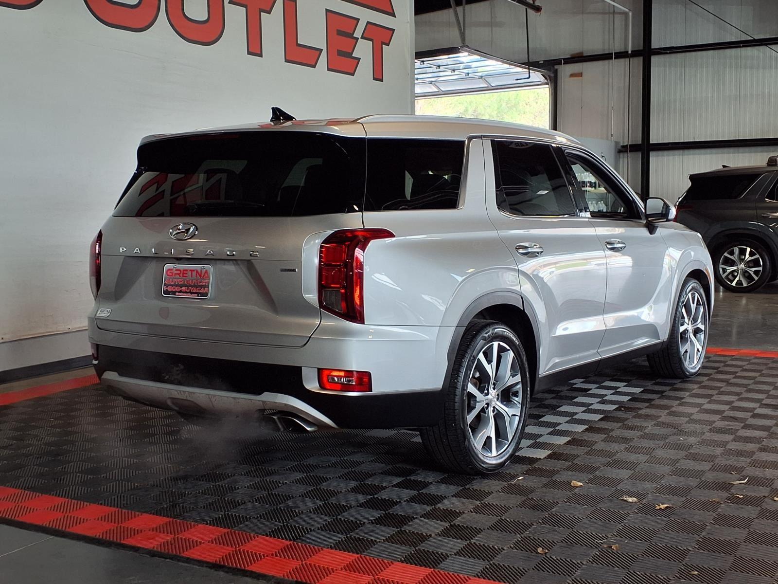 2021 Hyundai Palisade SEL - Typhoon Silver exterior view 8