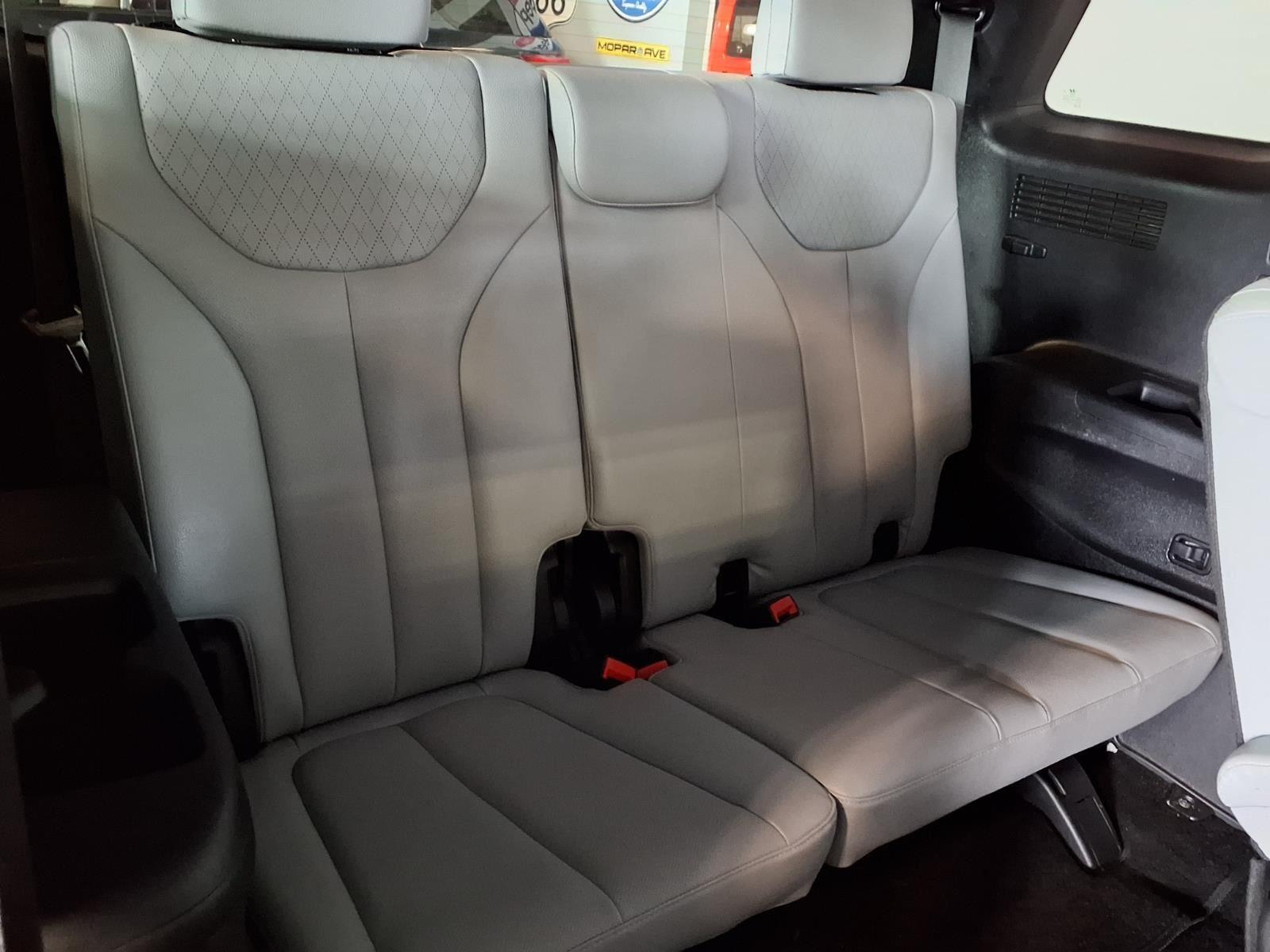 2021 Hyundai Palisade SEL - Typhoon Silver exterior view 11