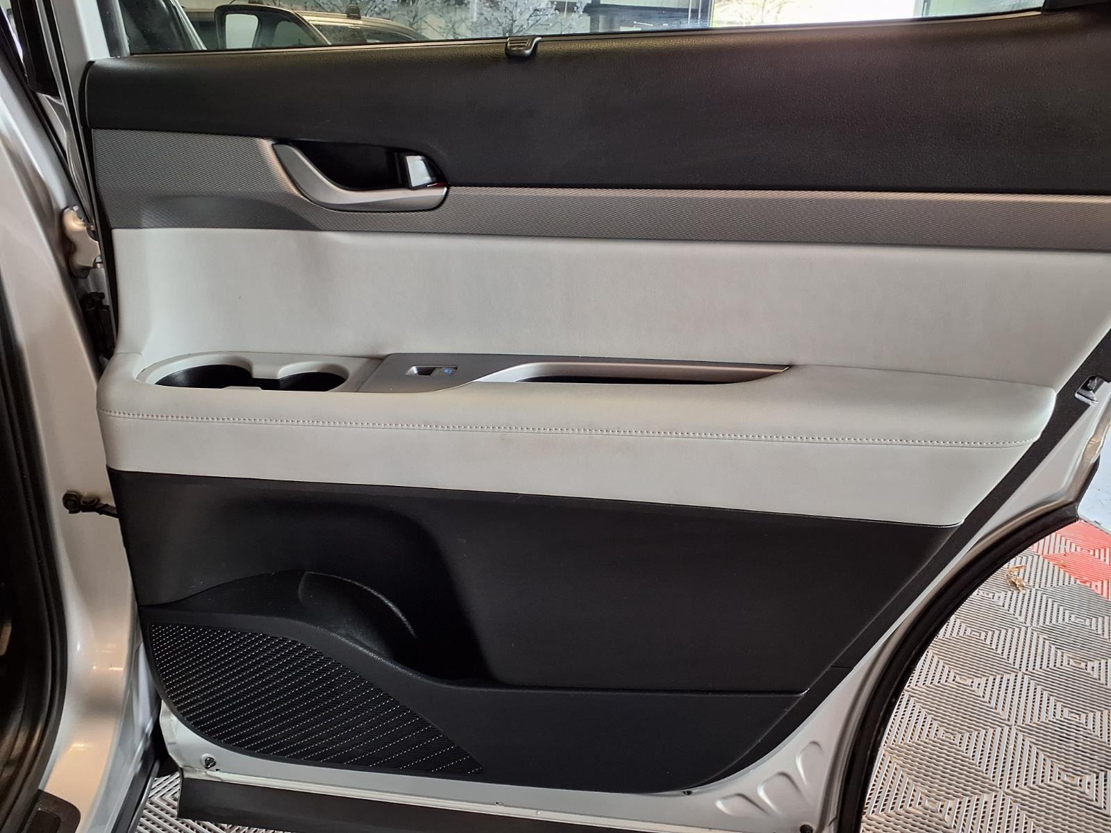 2021 Hyundai Palisade SEL - Typhoon Silver exterior view 13