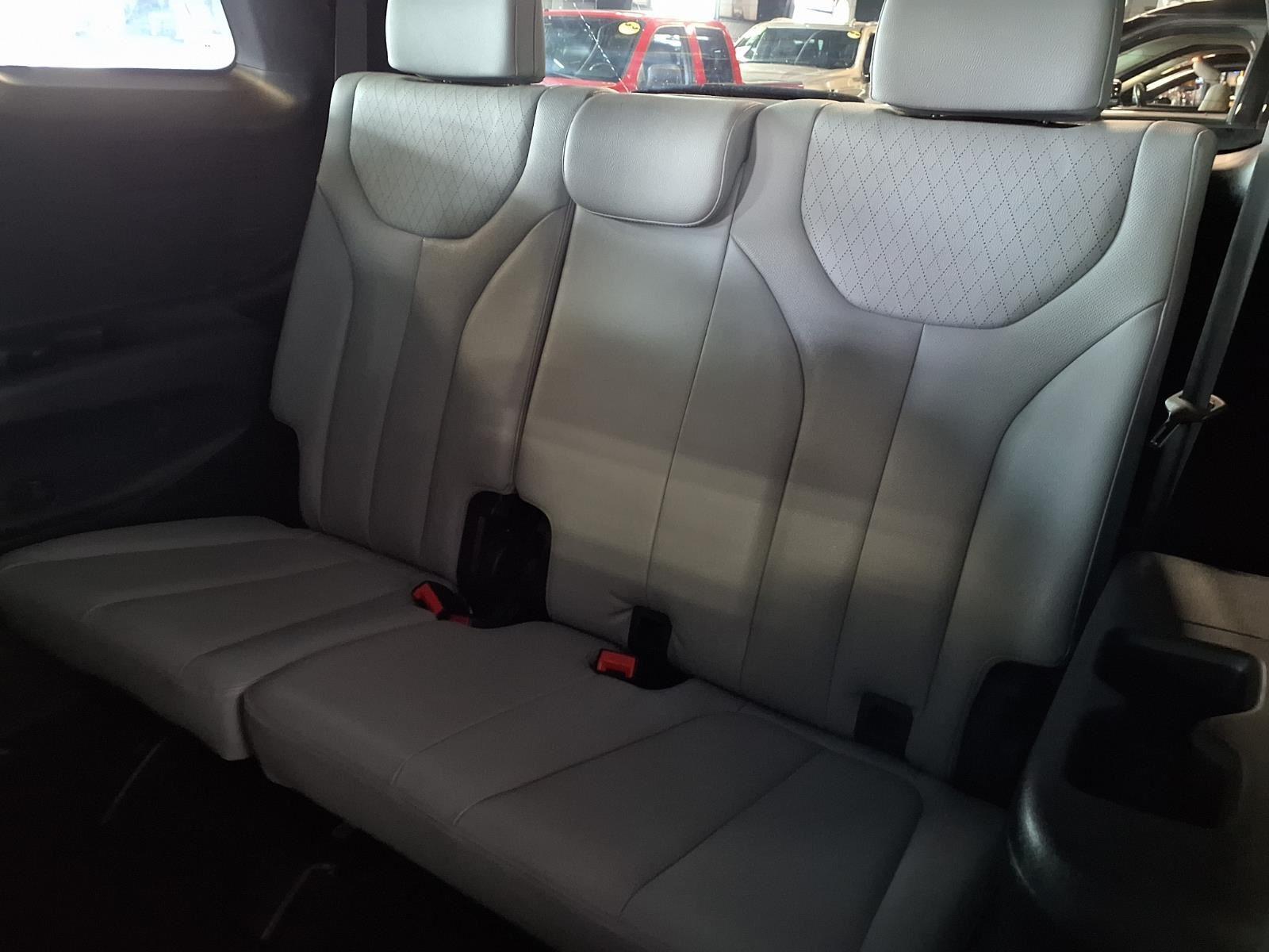 2021 Hyundai Palisade SEL - Typhoon Silver exterior view 16