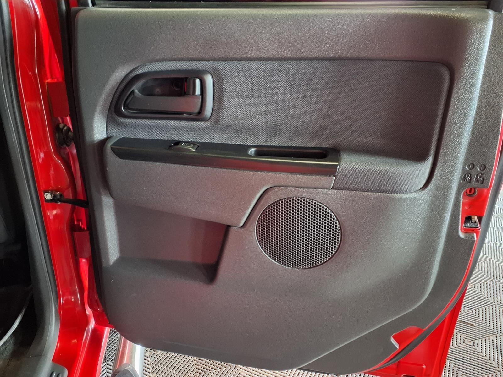 2006 Chevrolet Colorado LT w/3LT - Victory Red exterior view 11