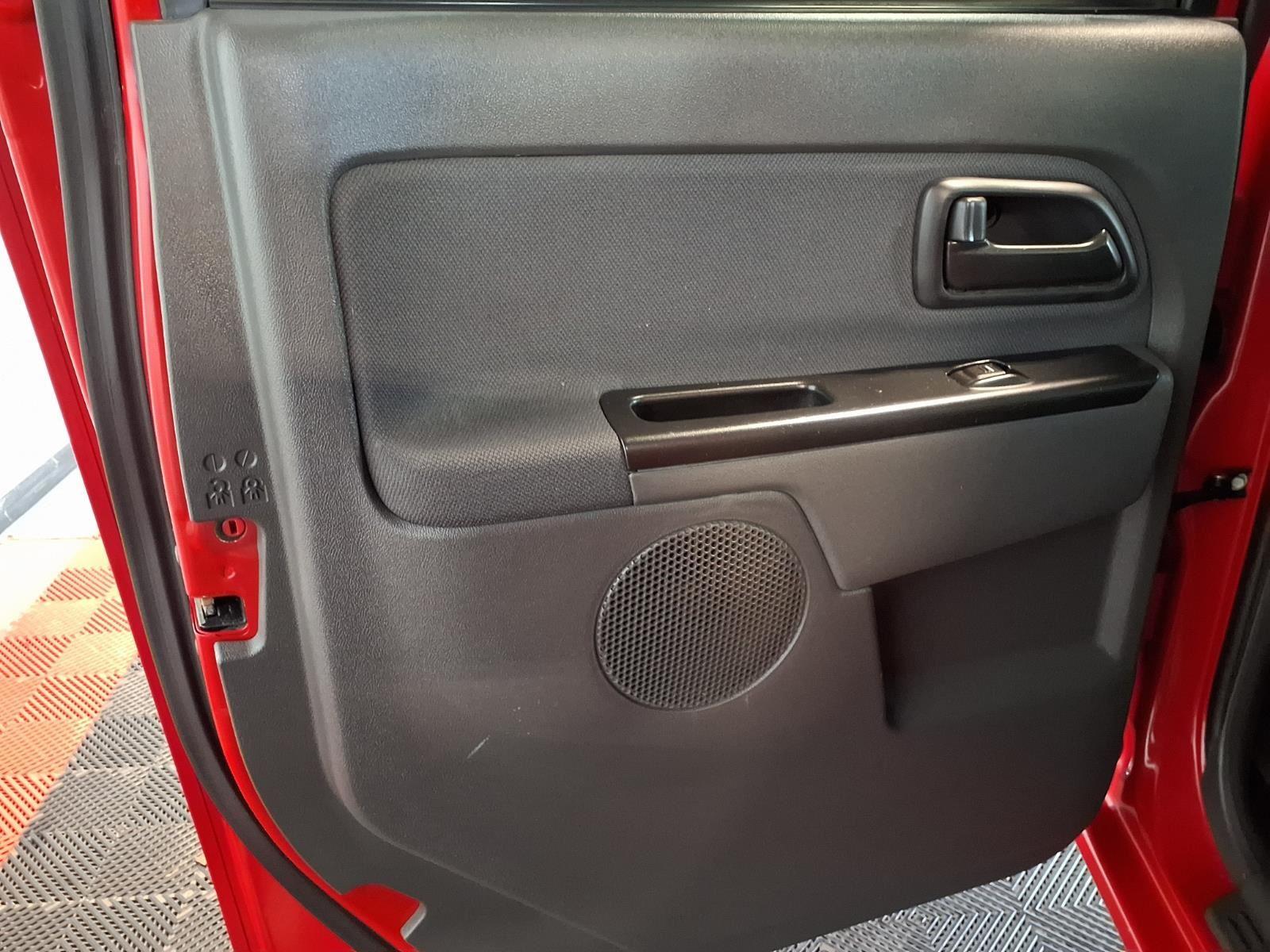 2006 Chevrolet Colorado LT w/3LT - Victory Red exterior view 16