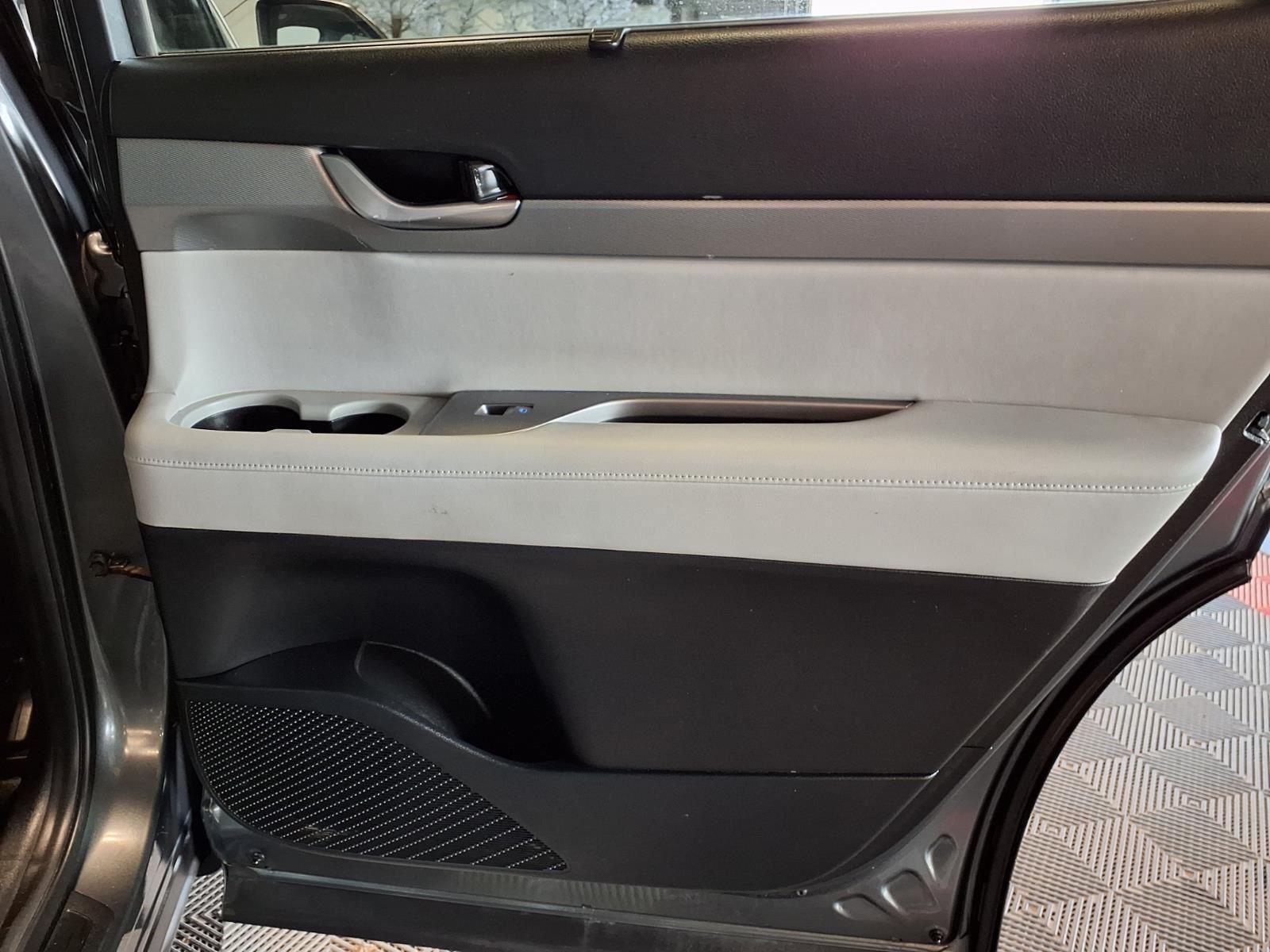 2022 Hyundai Palisade SEL - Steel Graphite exterior view 12