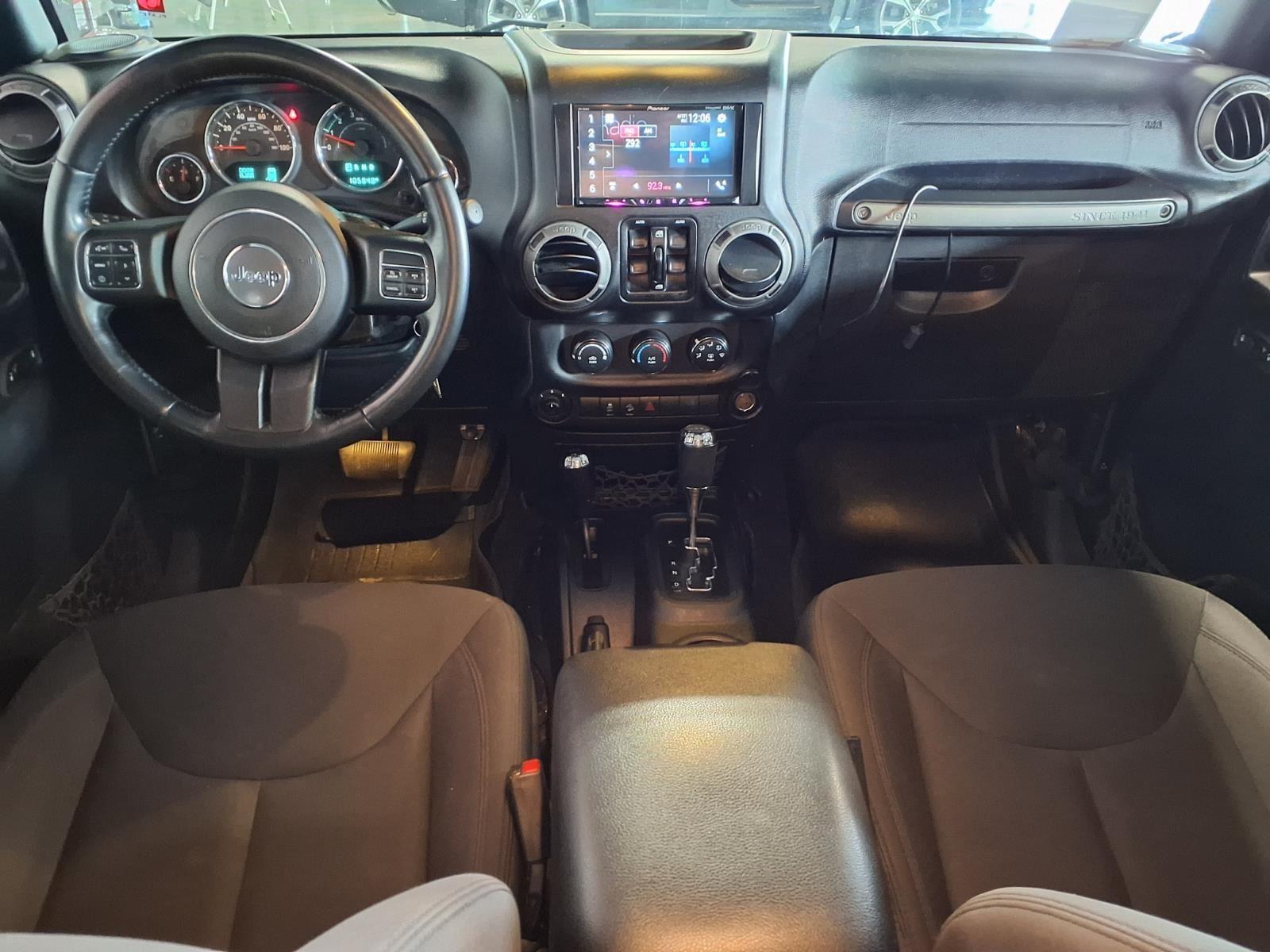 2016 Jeep Wrangler Unlimited Sport - Black Clearcoat exterior view 15