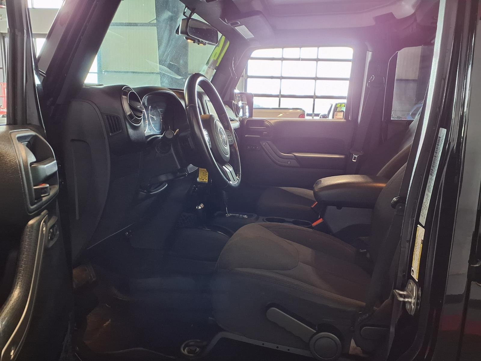 2016 Jeep Wrangler Unlimited Sport - Black Clearcoat exterior view 17