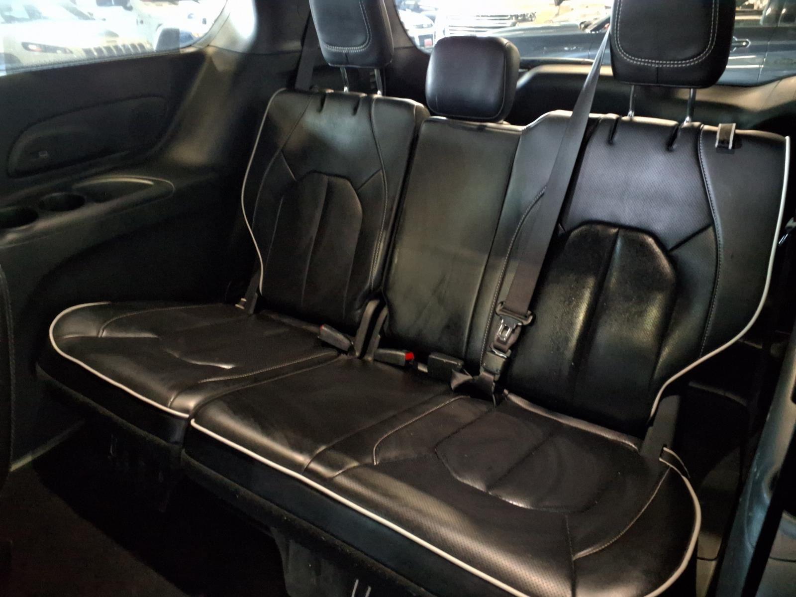 2024 Chrysler Pacifica Limited - Bright White Clearcoat exterior view 14