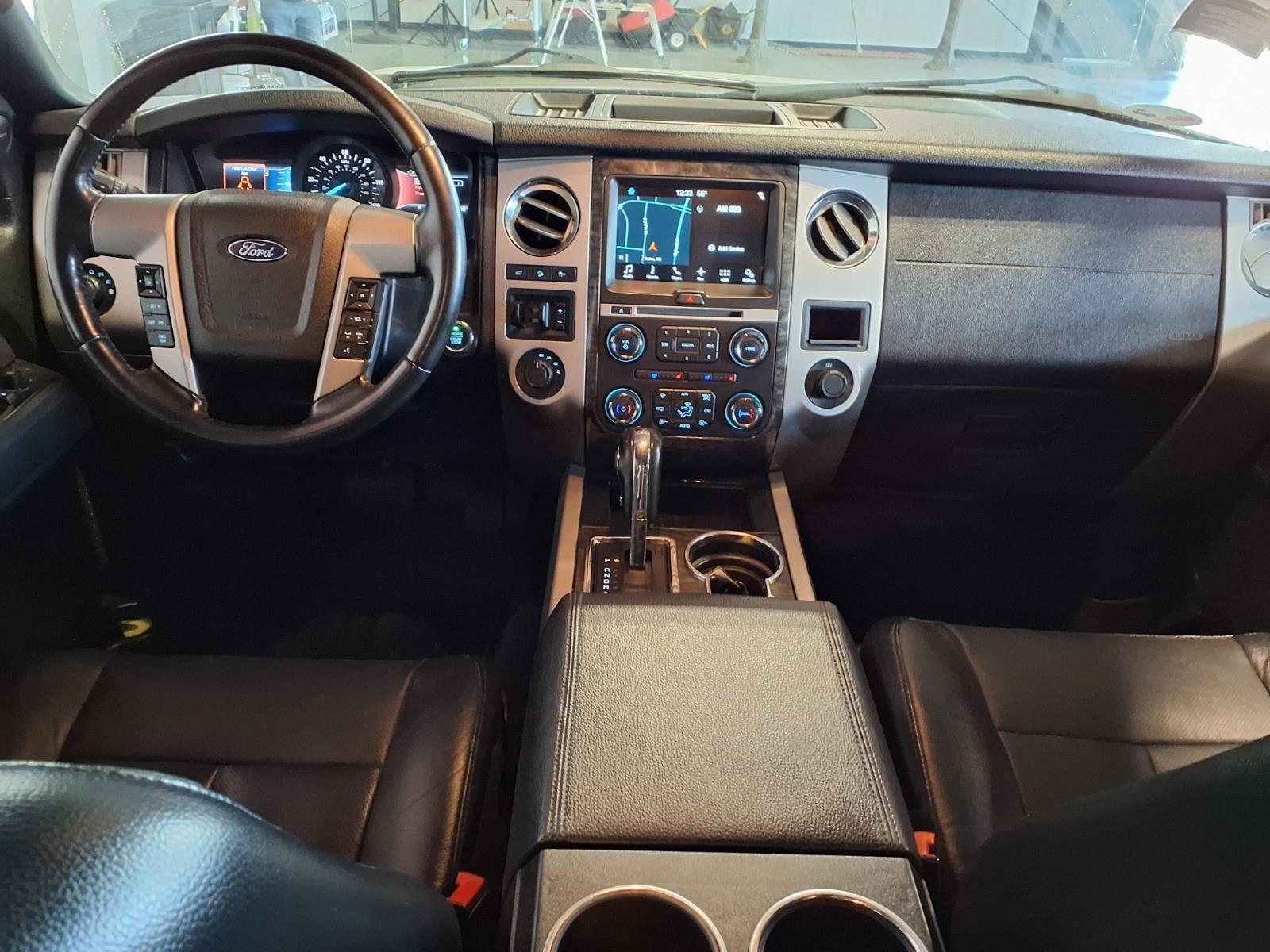 2017 Ford Expedition EL Limited - Magnetic exterior view 15