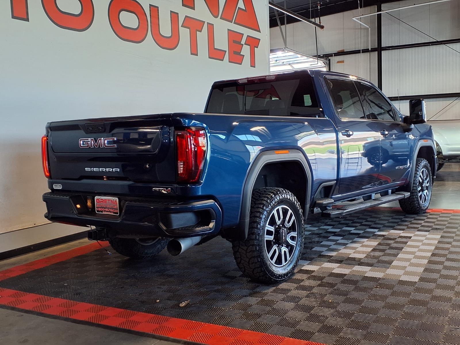 2022 GMC Sierra 2500HD AT4 - Pacific Blue Metallic exterior view 7