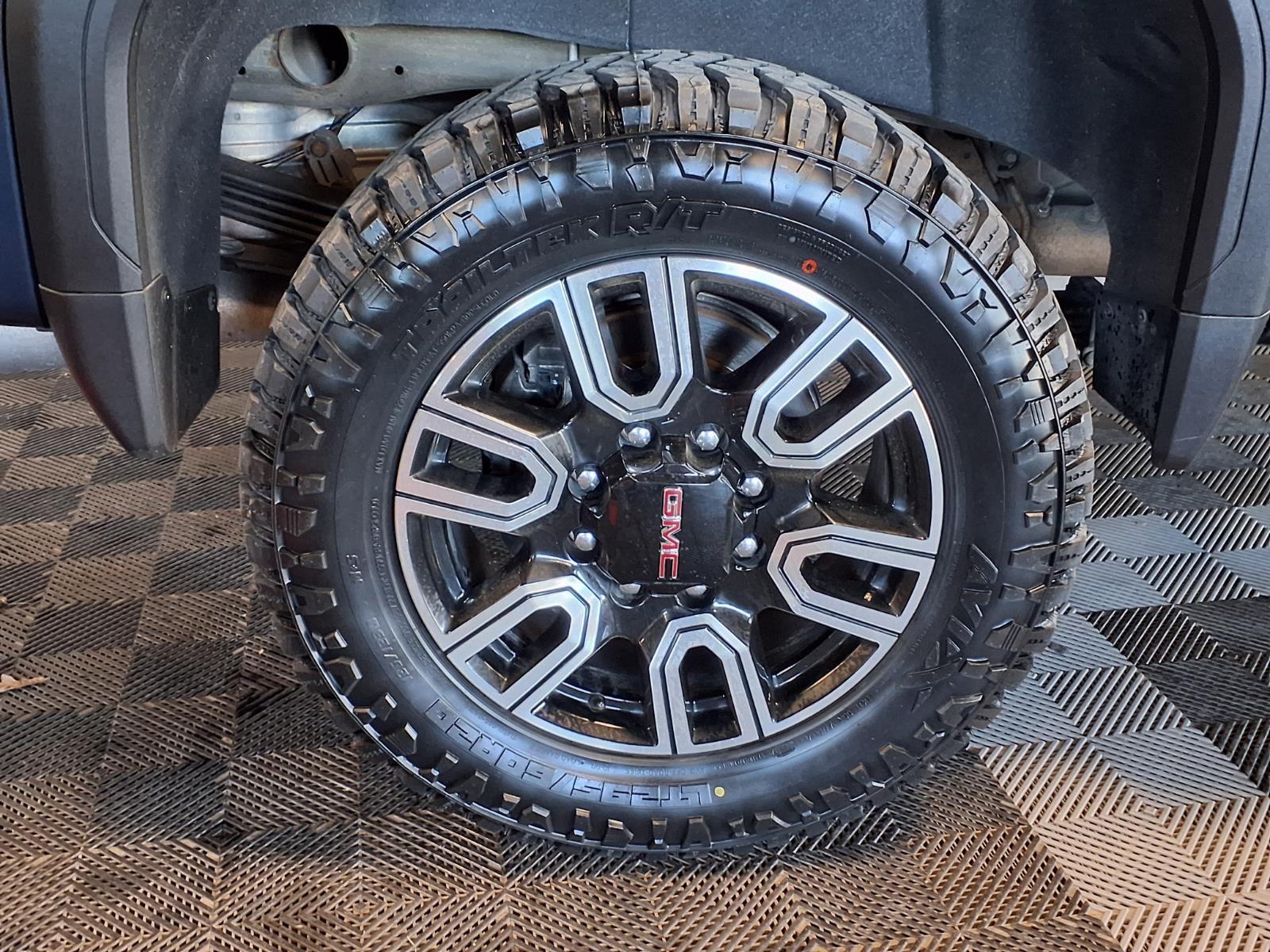 2022 GMC Sierra 2500HD AT4 - Pacific Blue Metallic exterior view 8