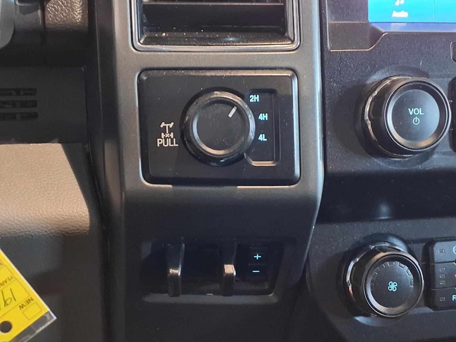 2022 FORD F-350 SUPER DUTY - SILVER exterior view 16