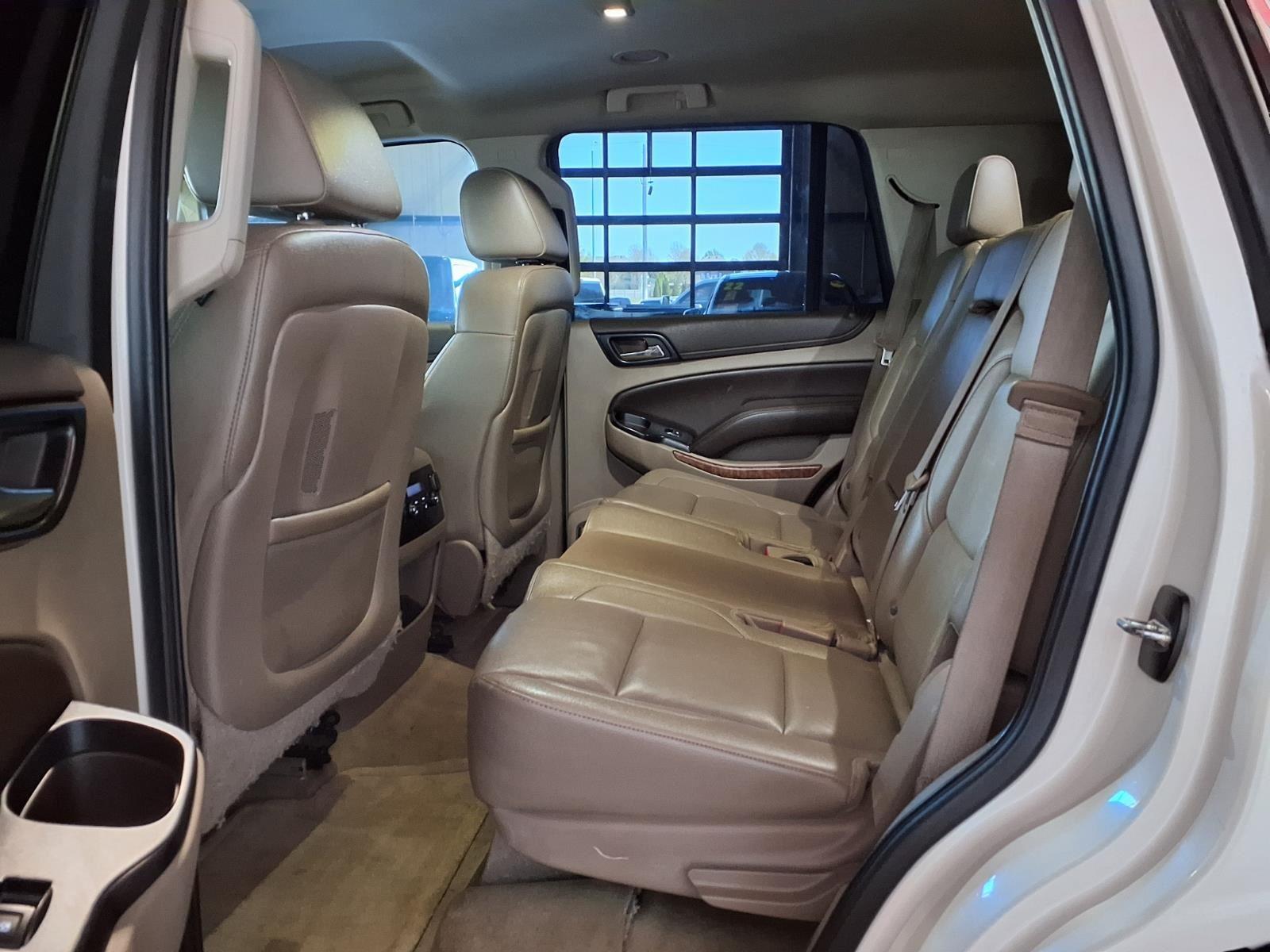 2015 Chevrolet Tahoe LTZ - White Diamond Tricoat exterior view 15