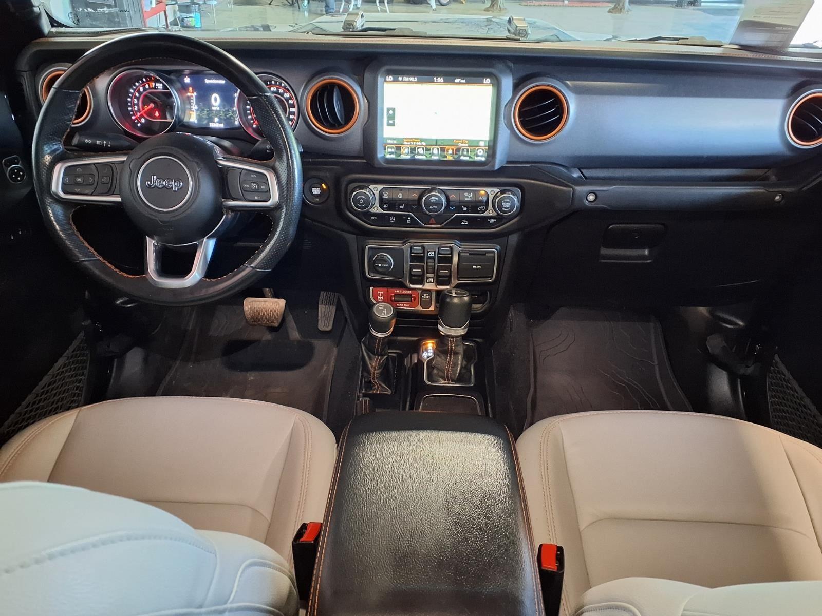 2022 Jeep Gladiator Mojave - Black Clearcoat exterior view 16