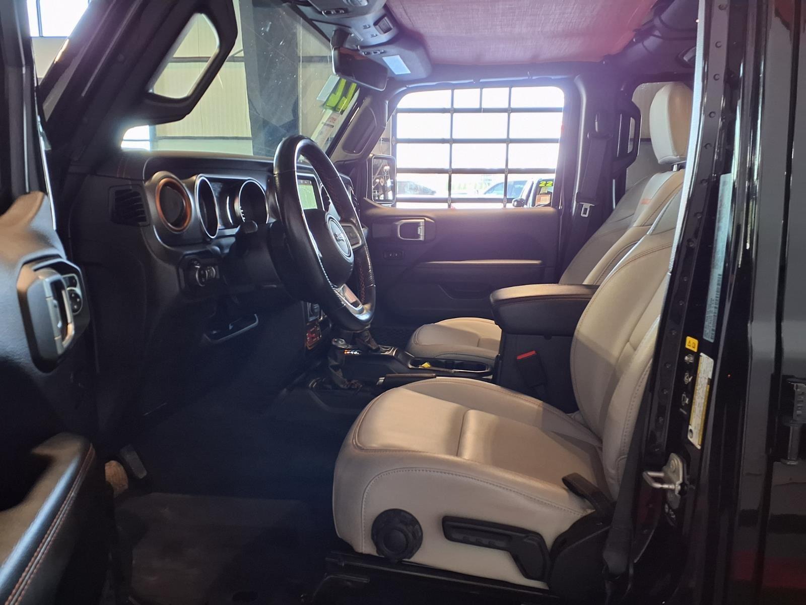 2022 Jeep Gladiator Mojave - Black Clearcoat exterior view 18