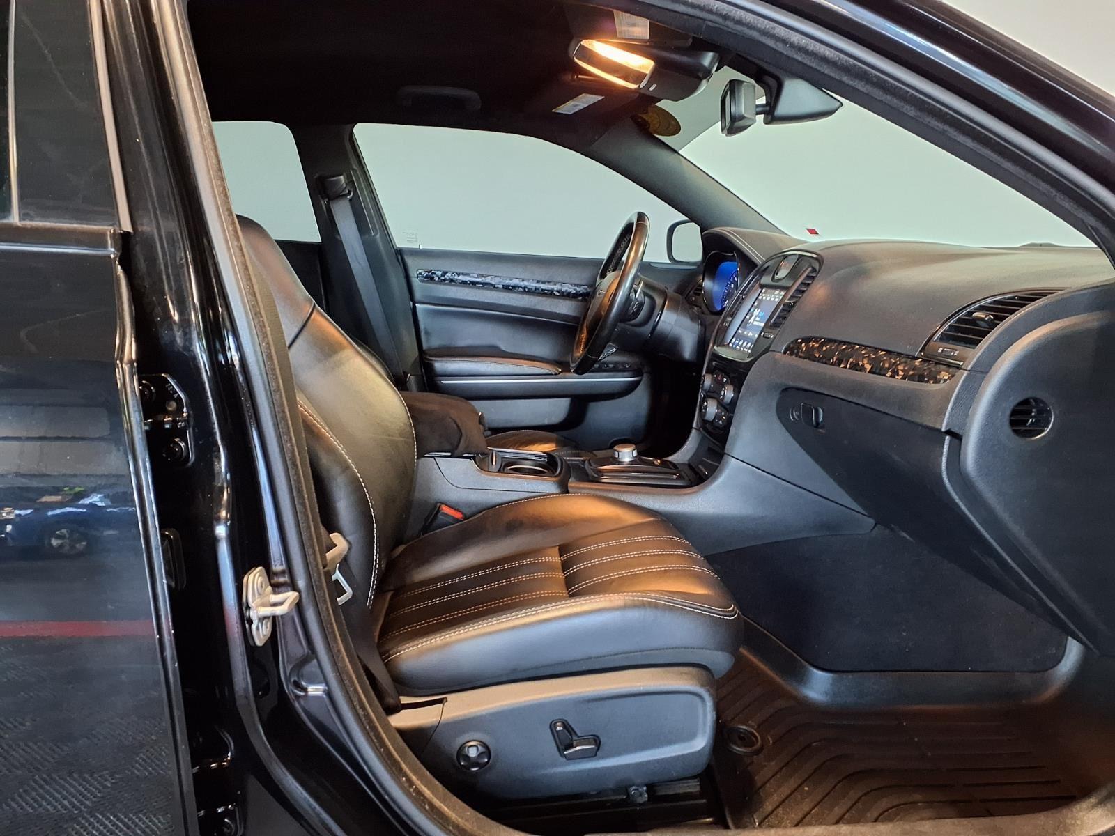 2019 Chrysler 300 300S - Gloss Black exterior view 9