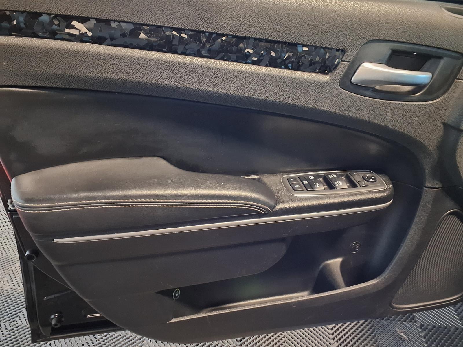 2019 Chrysler 300 300S - Gloss Black exterior view 14