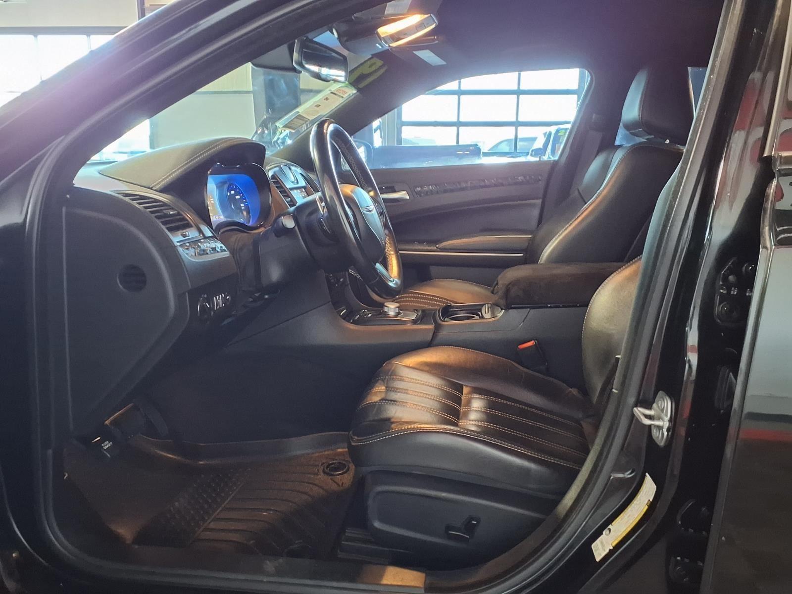 2019 Chrysler 300 300S - Gloss Black exterior view 15