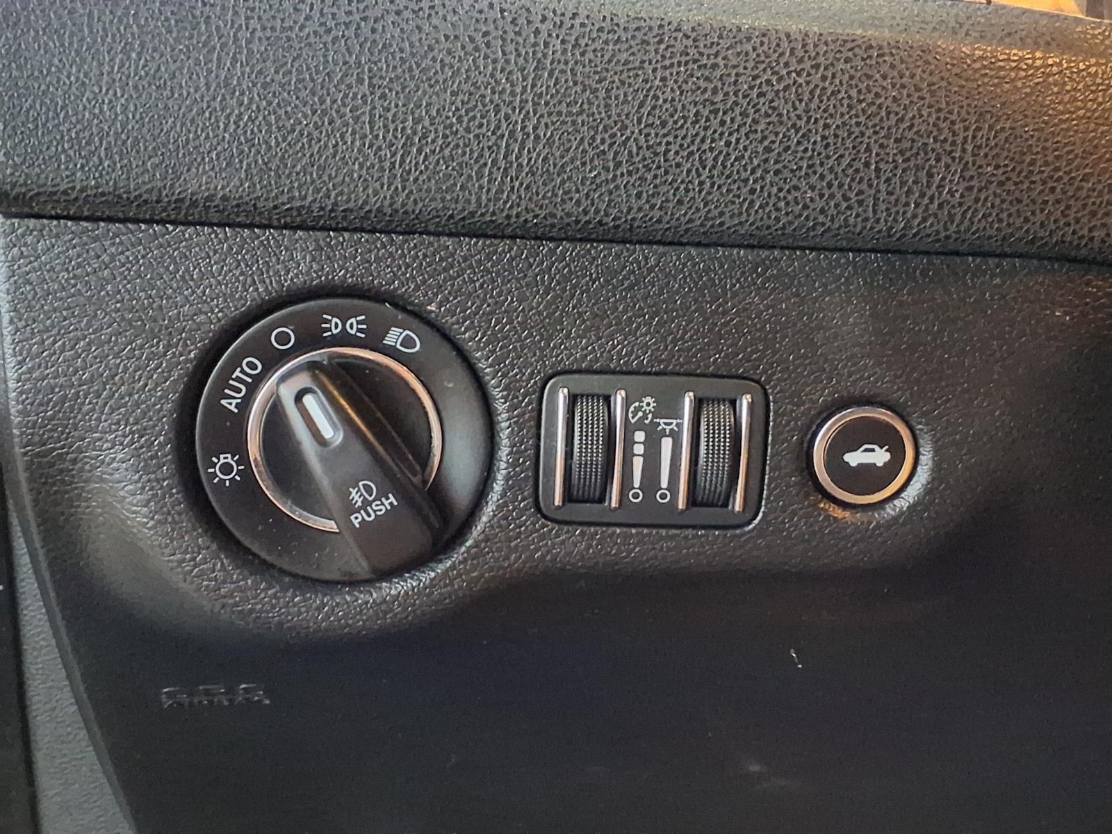 2019 Chrysler 300 300S - Gloss Black exterior view 16