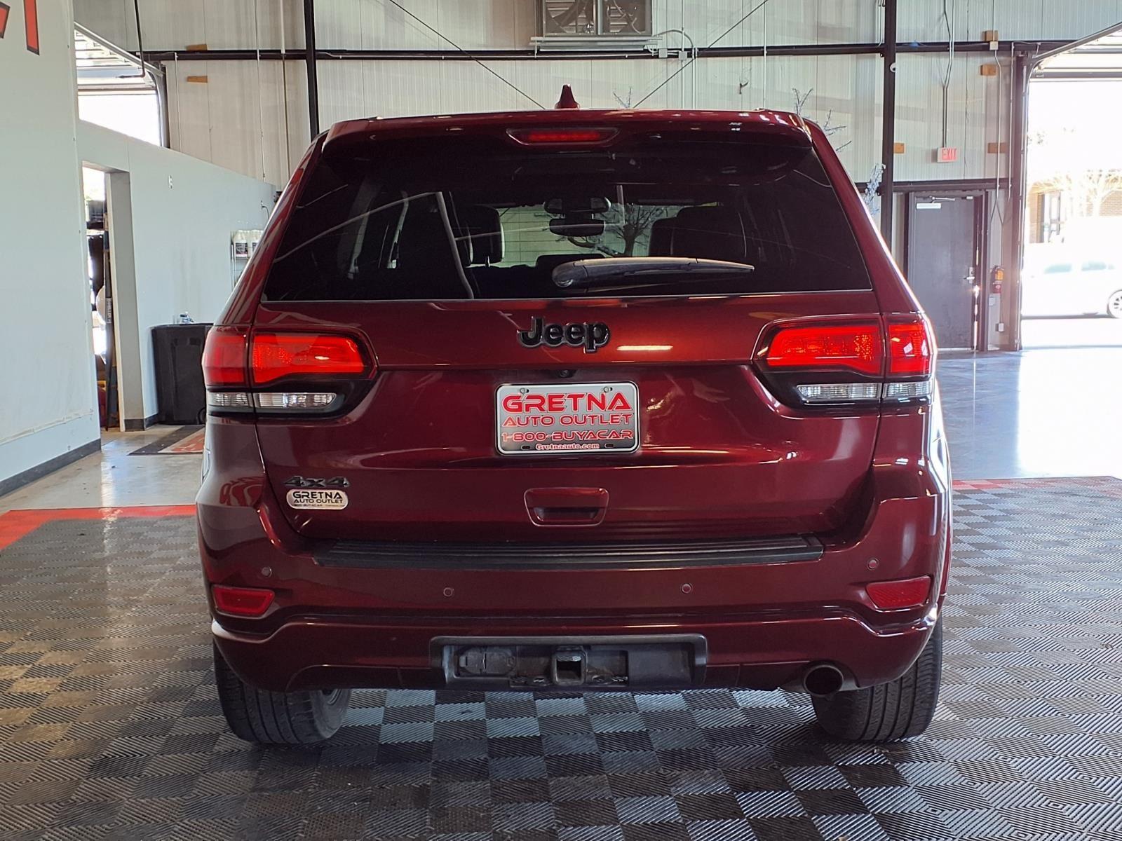2019 Jeep Grand Cherokee Altitude - Velvet Red Pearlcoat exterior view 5