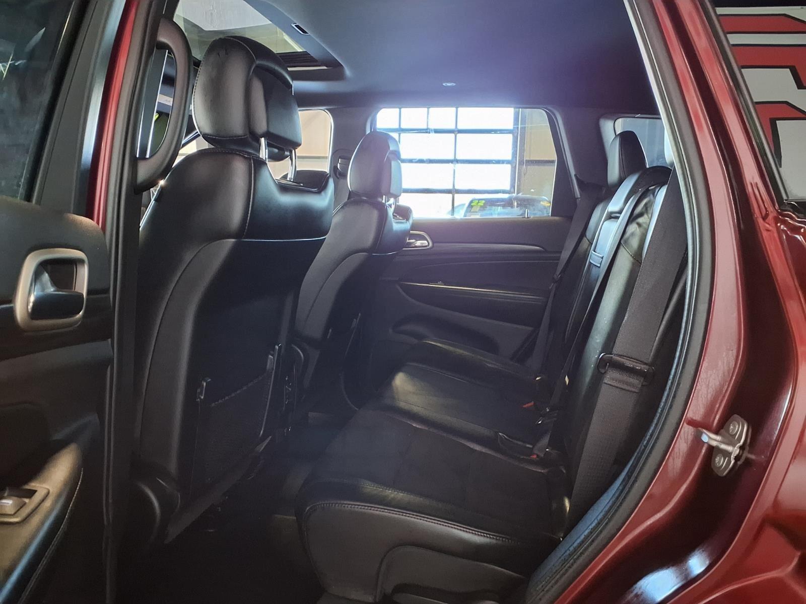 2019 Jeep Grand Cherokee Altitude - Velvet Red Pearlcoat exterior view 14