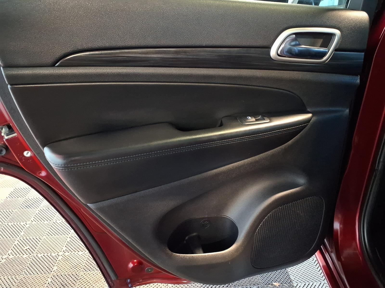 2019 Jeep Grand Cherokee Altitude - Velvet Red Pearlcoat exterior view 15