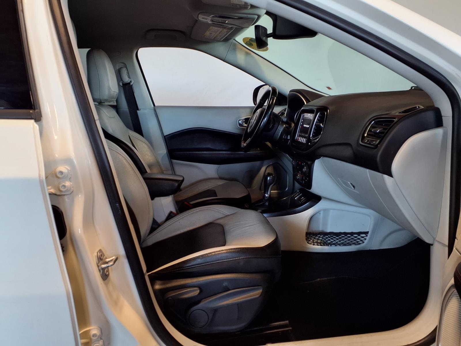 2020 Jeep Compass Limited - White Clearcoat exterior view 11