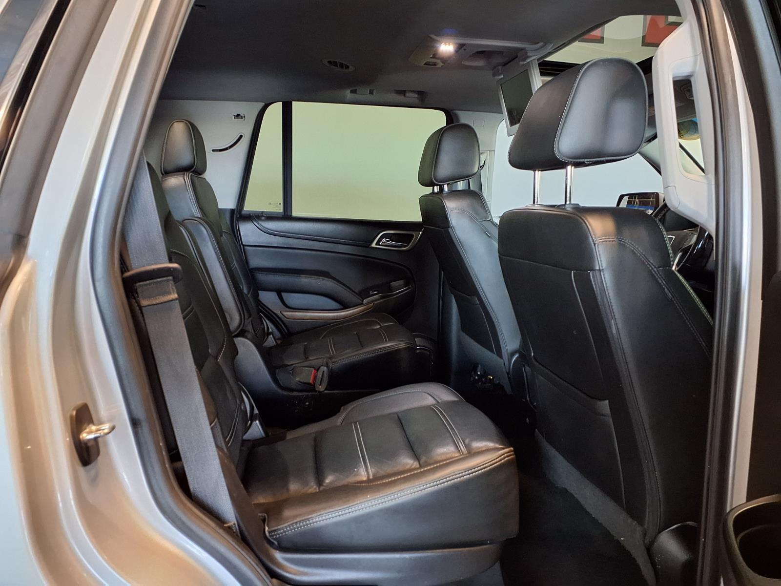 2018 GMC Yukon Denali - Quicksilver Metallic exterior view 11
