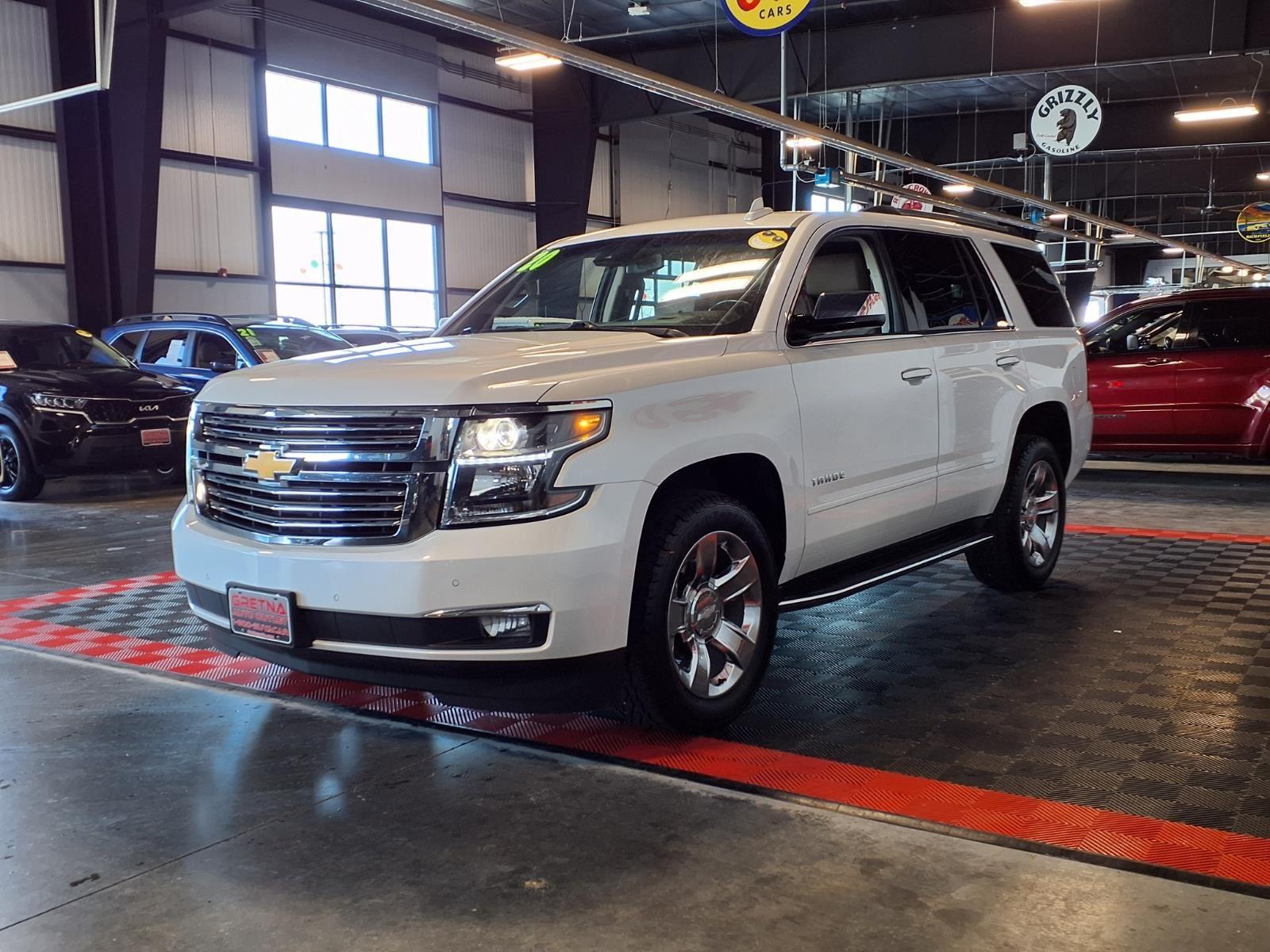 2020 Chevrolet Tahoe Premier - Iridescent Pearl Tricoat exterior view 3