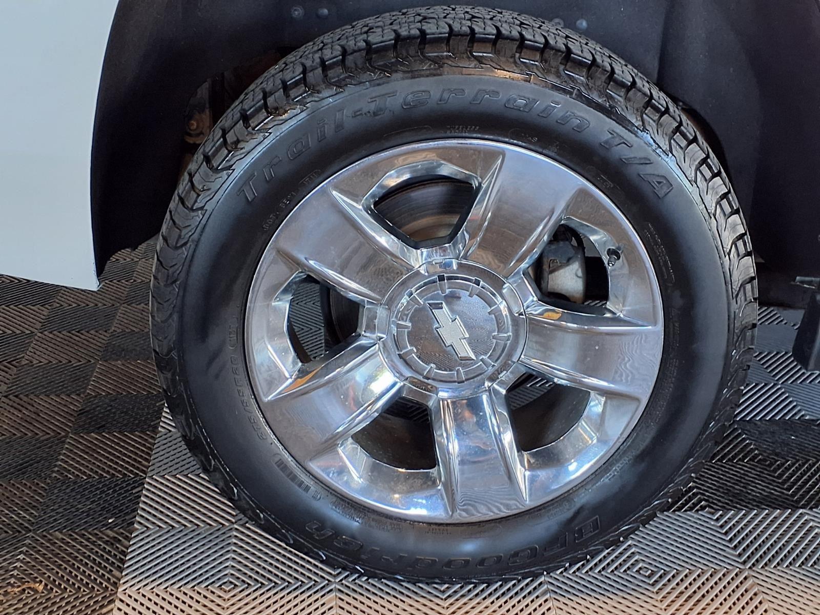 2020 Chevrolet Tahoe Premier - Iridescent Pearl Tricoat exterior view 9