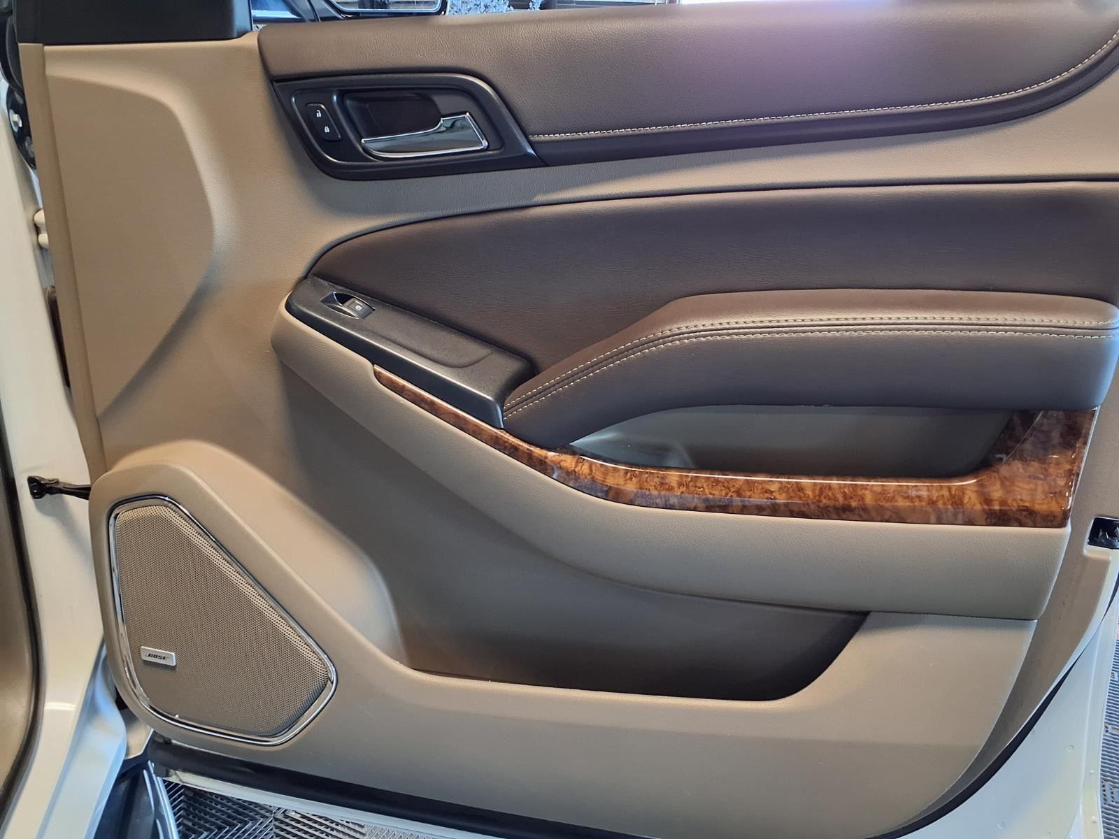 2020 Chevrolet Tahoe Premier - Iridescent Pearl Tricoat exterior view 14