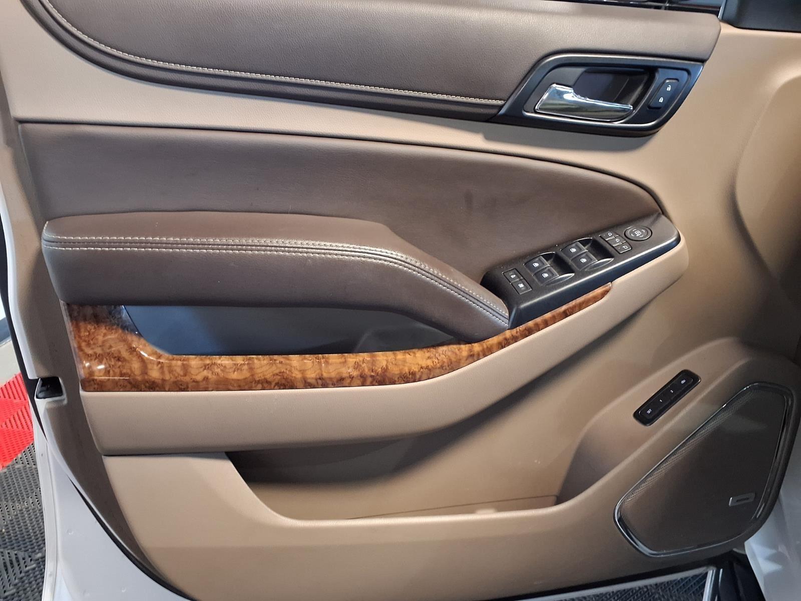 2020 Chevrolet Tahoe Premier - Iridescent Pearl Tricoat exterior view 19