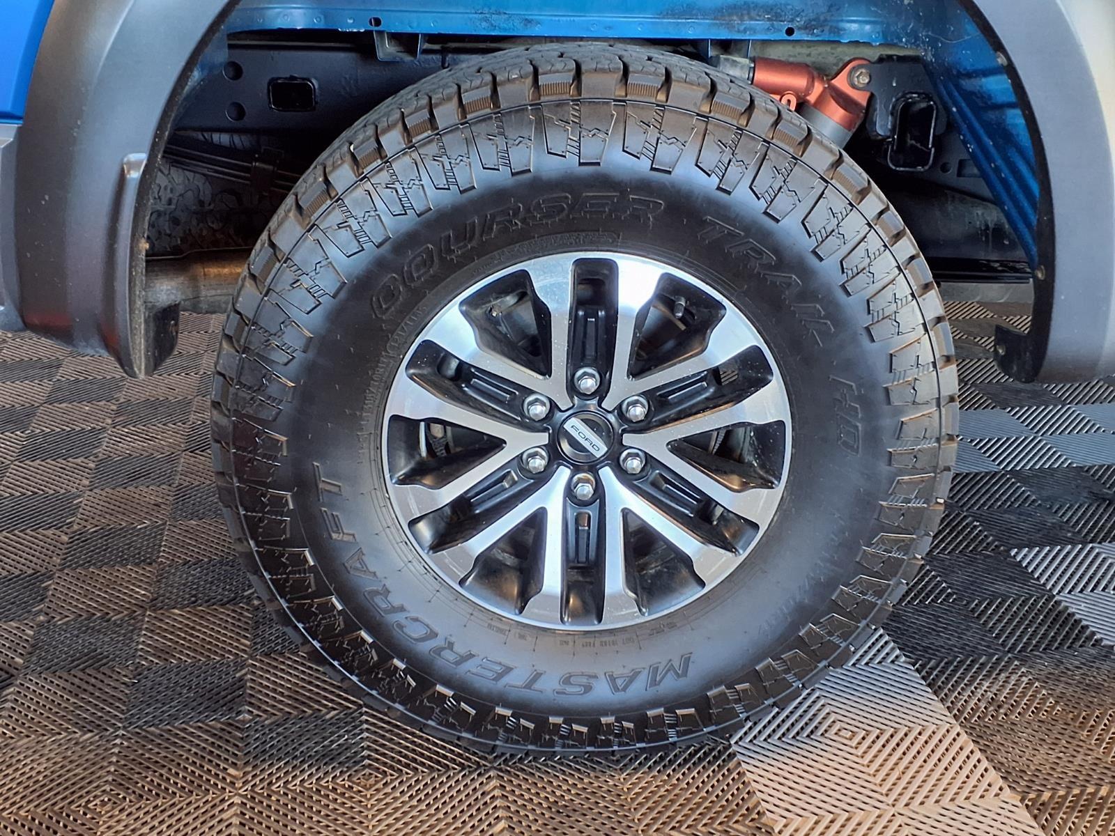 2019 Ford F-150 Raptor - Velocity Blue Metallic exterior view 7