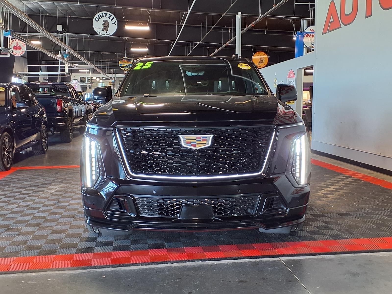 2025 Cadillac Escalade AWD V-Series - Black Raven exterior view 2