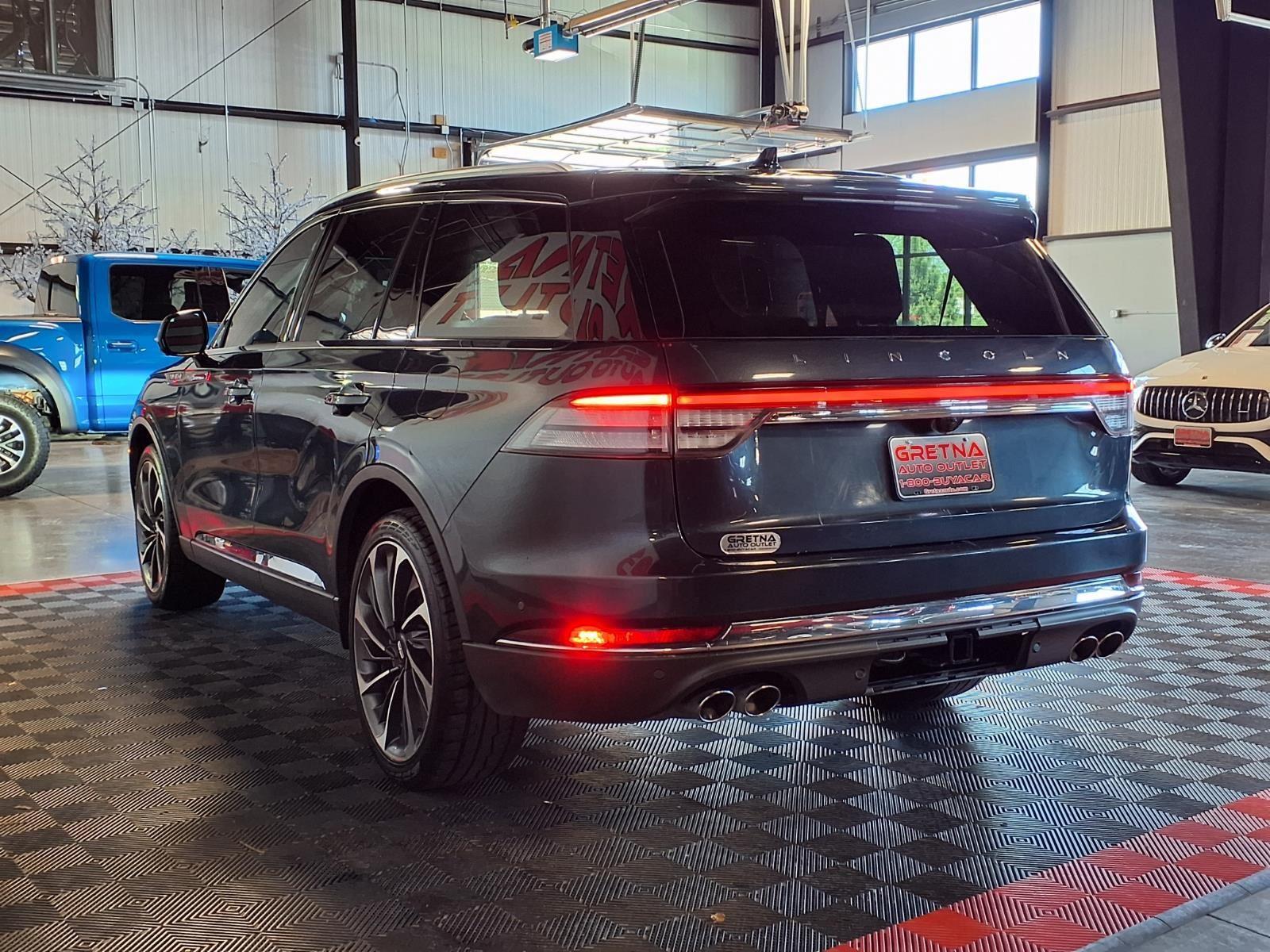 2021 LINCOLN AVIATOR - BLUE exterior view 4