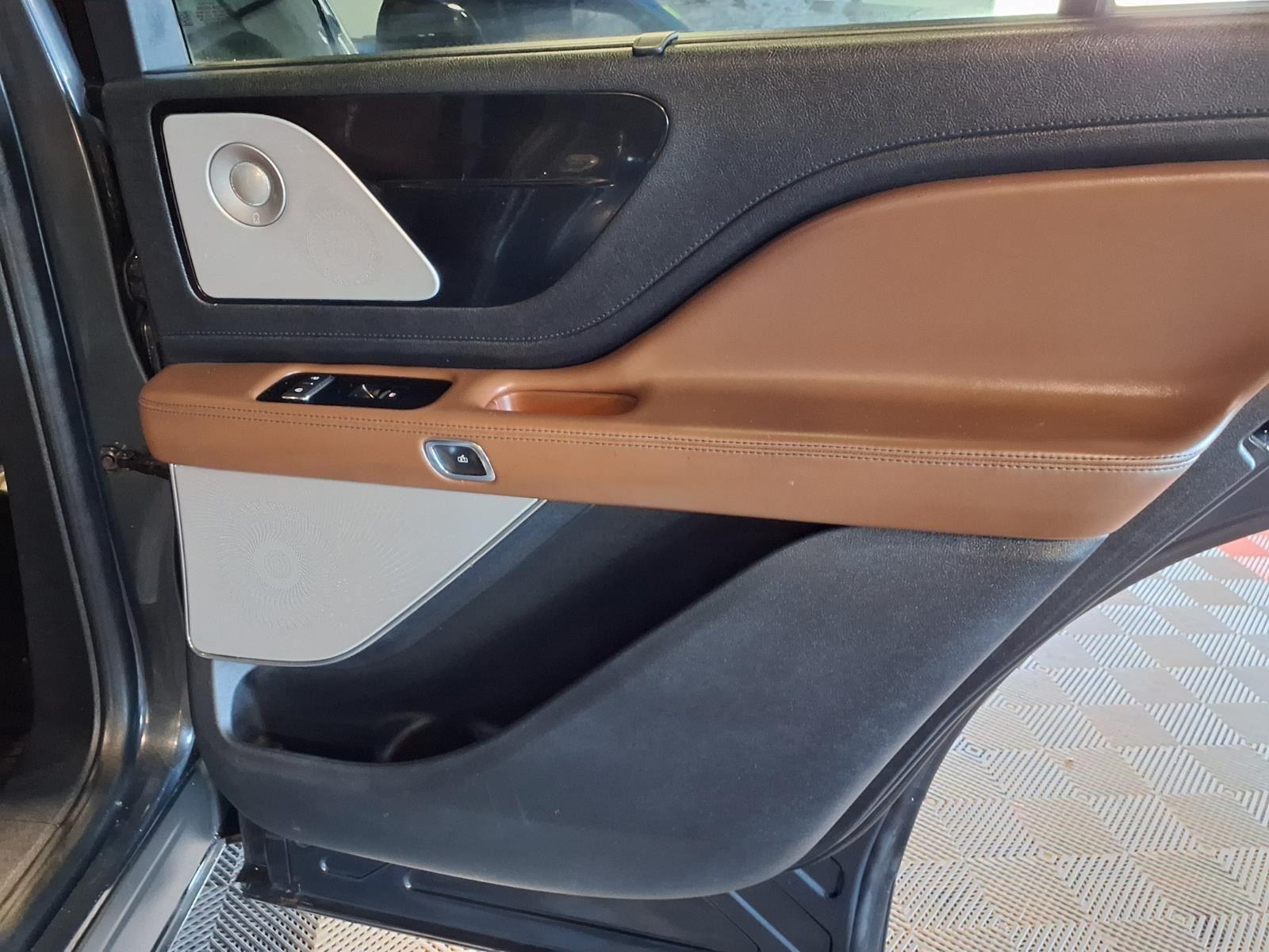 2021 LINCOLN AVIATOR - BLUE exterior view 12