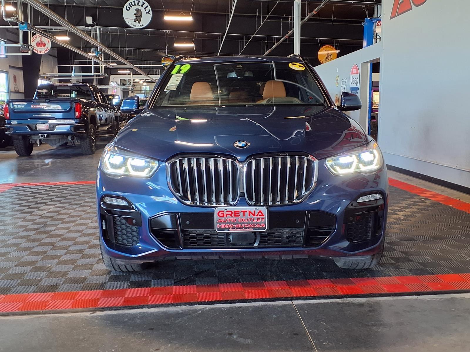 2019 BMW X5 xDrive40i - Phytonic Blue Metallic exterior view 2