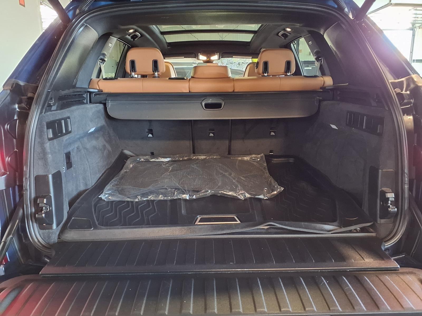 2019 BMW X5 xDrive40i - Phytonic Blue Metallic exterior view 6