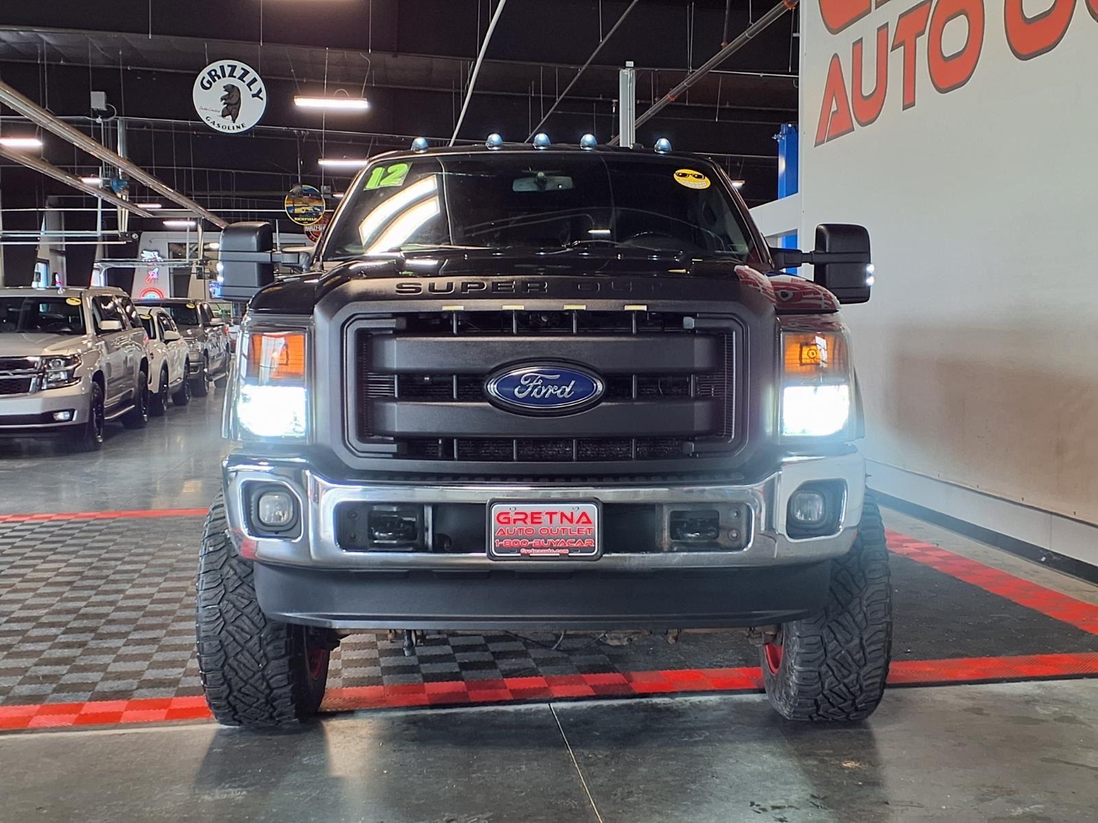2012 Ford Super Duty F-350 SRW Lariat - Tuxedo Black exterior view 2