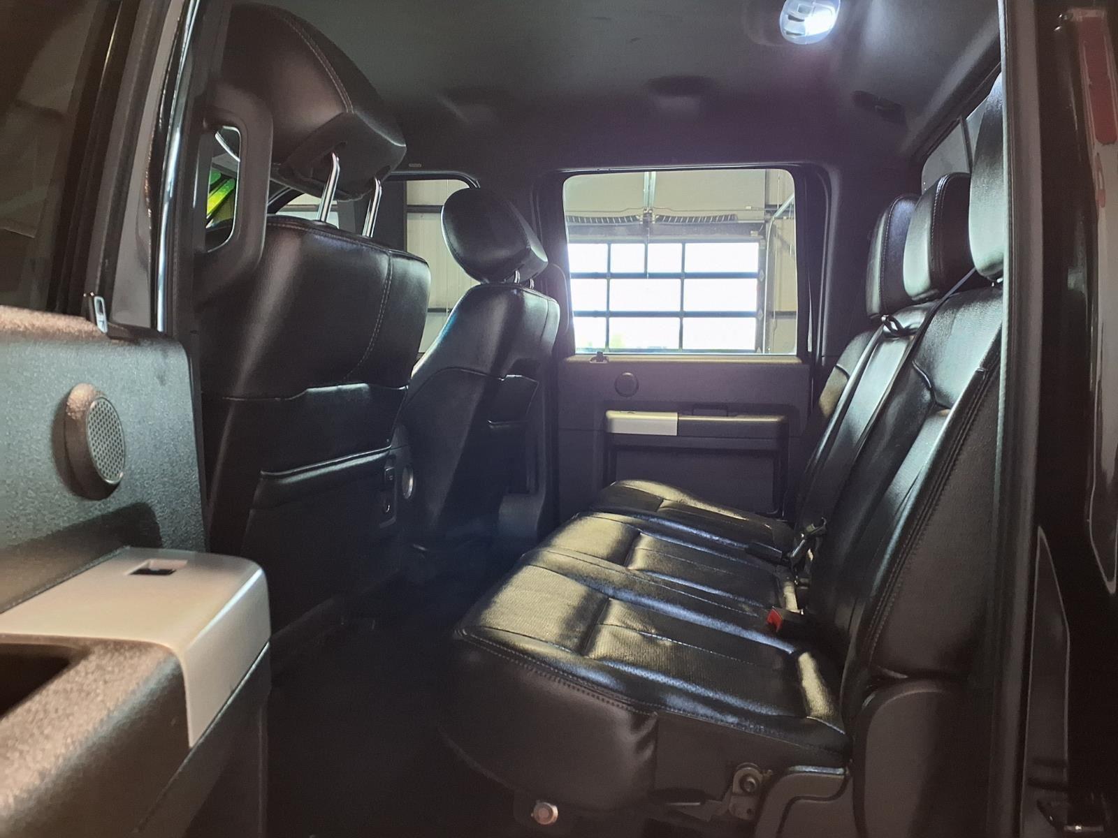 2012 Ford Super Duty F-350 SRW Lariat - Tuxedo Black exterior view 13